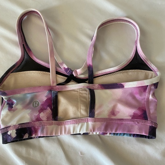 Lululemon Sports bra - Picture 3 of 5